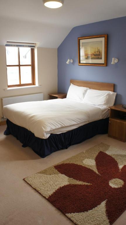 Dalys Inn Donore  Habitación foto