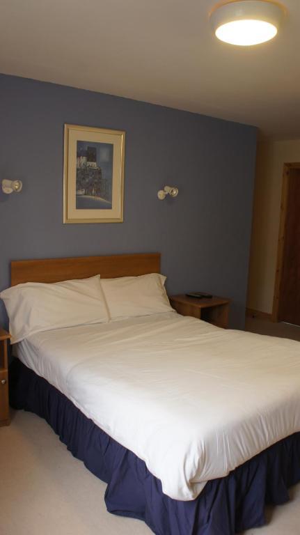 Dalys Inn Donore  Habitación foto